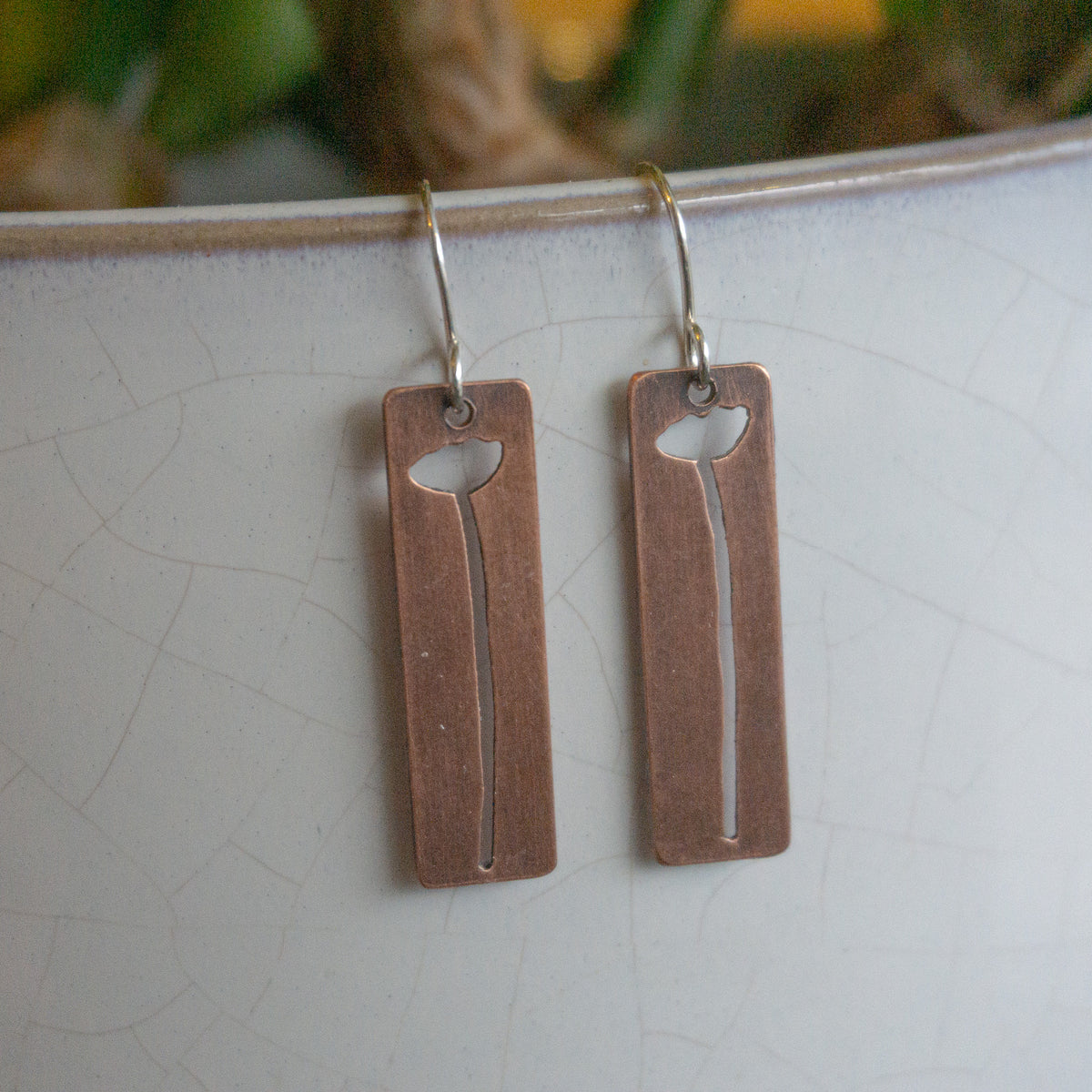 Cutout Poppy Earrings