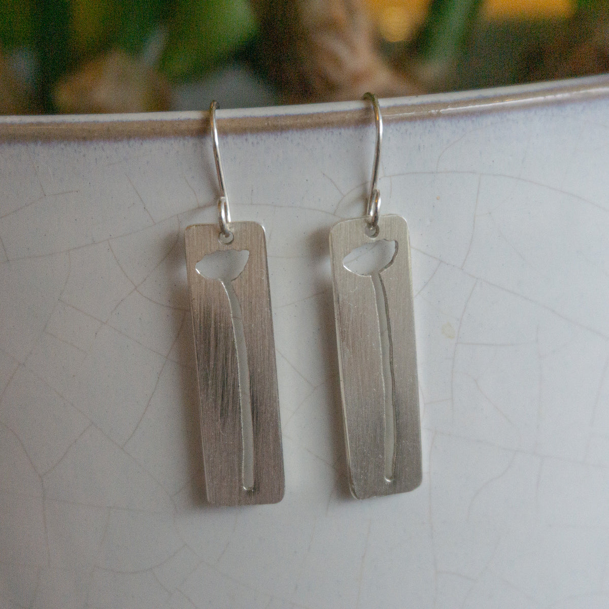 Cutout Poppy Earrings